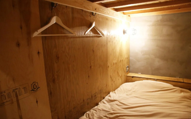 hostel&galleryGisgood