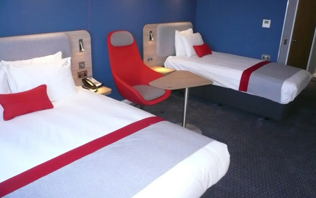 Holiday Inn Express Oxford-Kassam Stadium by IHG