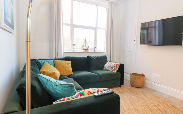 Flat 1
