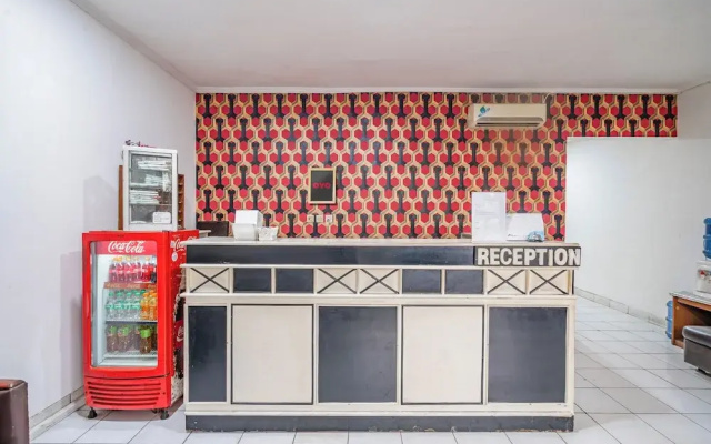 Collection O Hotel Sanira