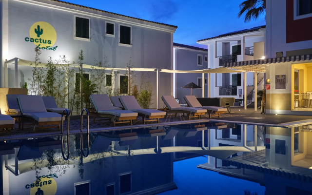 Cactus Hotel