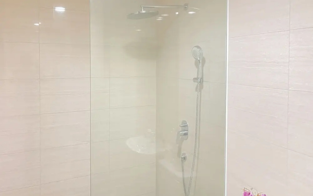Best Deal and Elegant 2BR Apartment at Ciputra International
