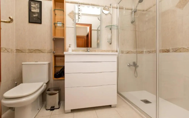Apartamento Céntrico Con Vistas a la Ría! Garage, Ideal 2-4