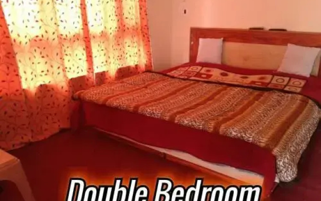 Hotel Alpine K2