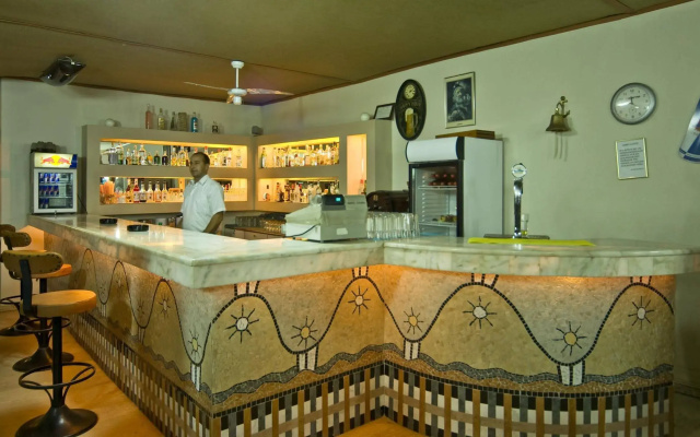 Rheme Beach Hotel