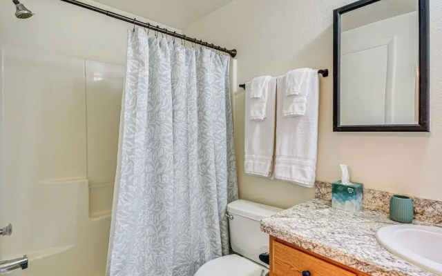 Downtown Cody Getaway - Near Buffalo Bill Center!