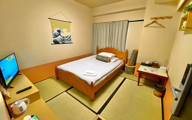 Guesthouse017徳島個室 飲食街中心 阿波踊り会館7分 文理&徳島大学 アスティとくしま車8分