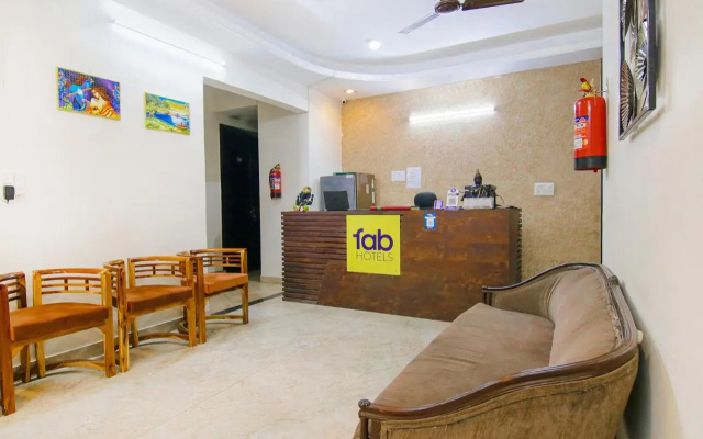 FabHotel Nirvana - 600m from CK Birla Hospital Gurgaon