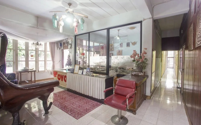 OYO 75357 Thipsiri Home