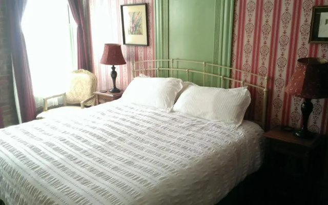 Connor Hotel