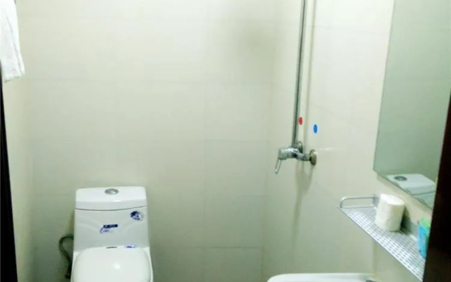 Dalian Love Home Express Business Hotel