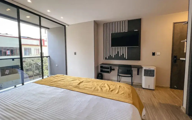 Hotel Balmoral Plaza
