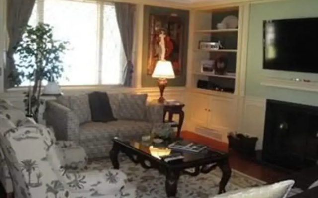 Point Pleasant Inn & Resort