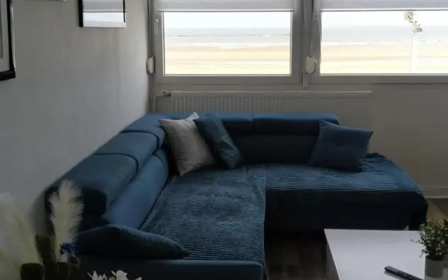 Magnifique Vue mer pour ce T2 totalement rénové !