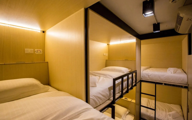 Bed To Bangkok - Hostel