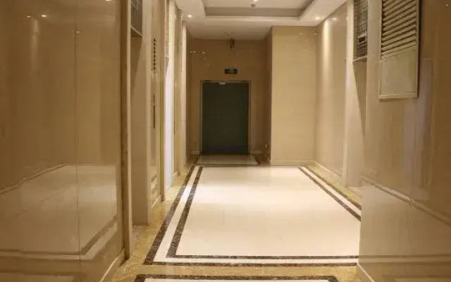 MoBoYun Seascape Apartment (Qingdao chao yang shan Subway Station Rongchuangmao Branch)