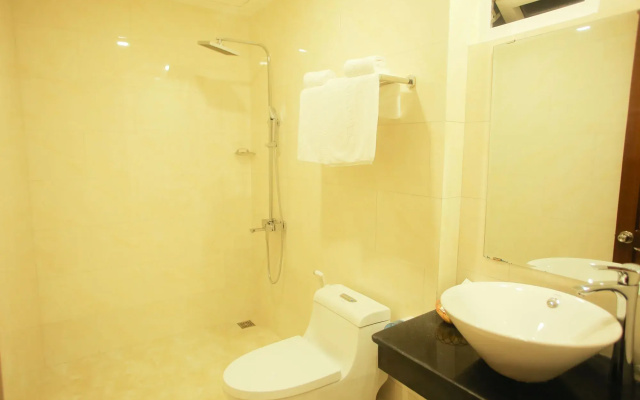 Kingdom Hotel