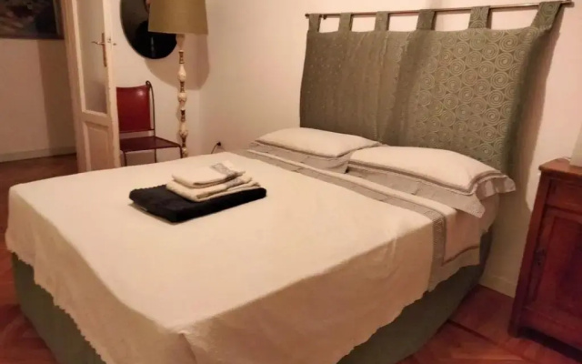 Sophisticated apt near Duomo