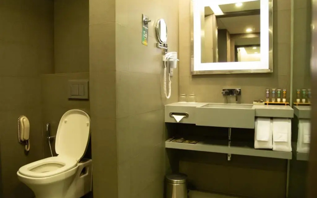 Novotel Kolkata Hotel & Residences Hotel