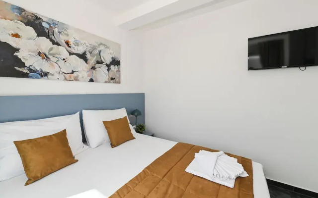 Pool apartments Banta A