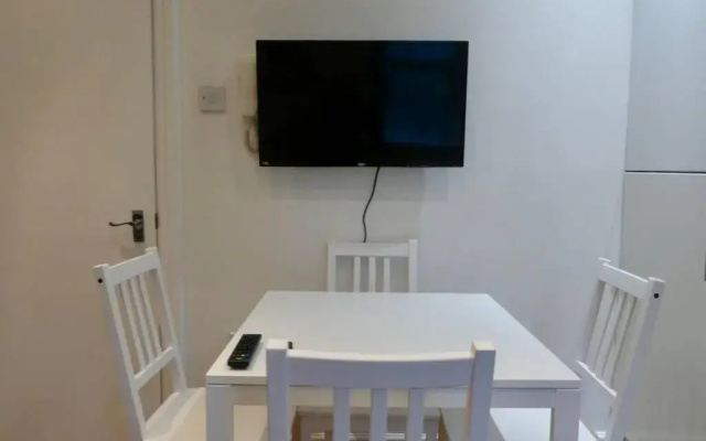2 bedroom apartment Nr City Centre, Uni & Parks