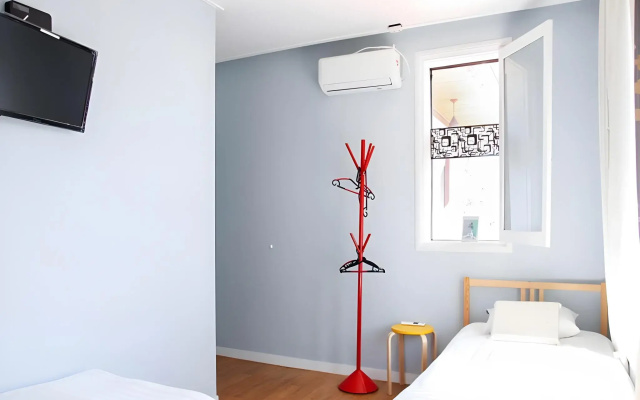 24 Guesthouse Gangnam Center