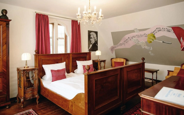 Dicker Mann Hotel Zum Blauen Krebs