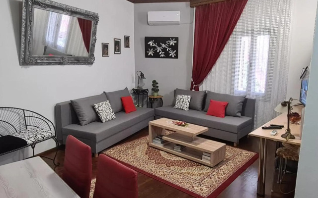 Diasoulas house