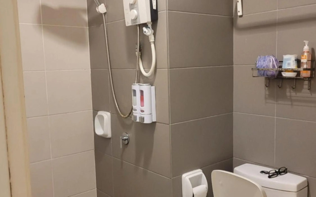 Seri Kembangan Facilities Level Free WIFI Cozy Home - 3Elements