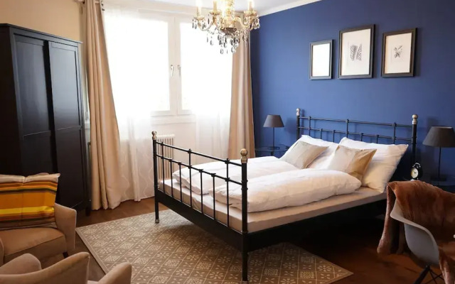 YoHome - Stylish New City Apartment