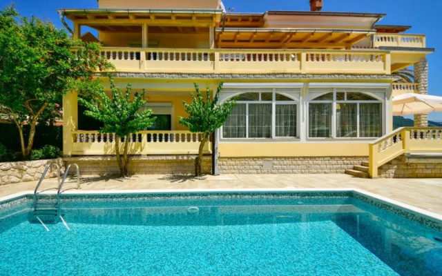 Apartment Olga Spiez 12372