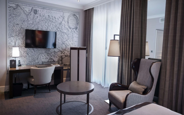 Park Hotel Grenoble - Handwritten Collection