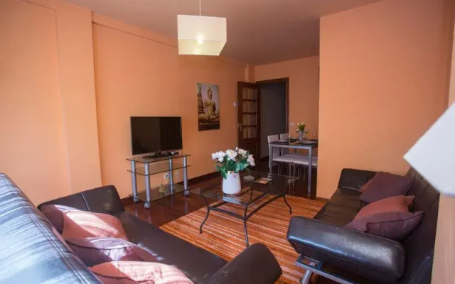 Apartment in Santiago de Compostela 100698