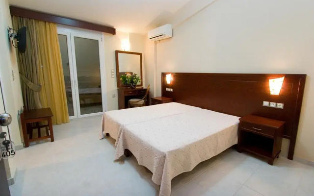 Hotel Viana