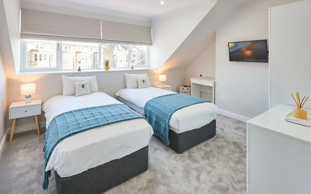 Host Stay The Loft The Regency