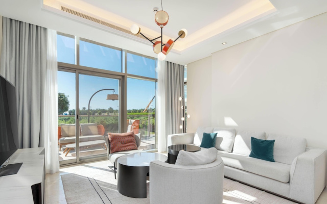 2BR with Terrace in The 8 by Bespoke