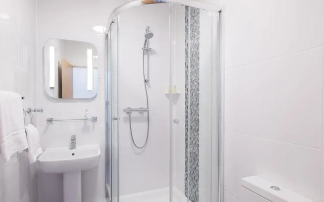 Signature Hotel London