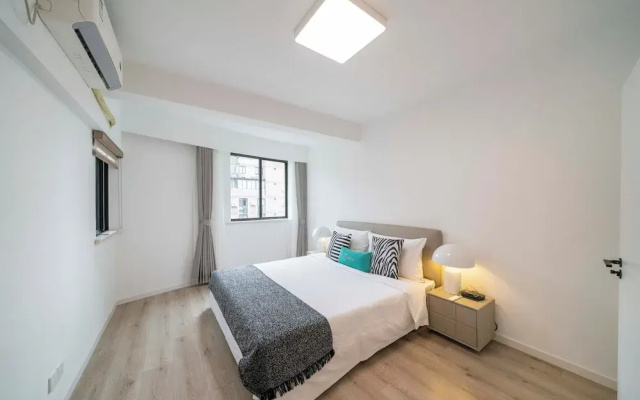 Tyms  2BR APT Hongqiao Paris Classic