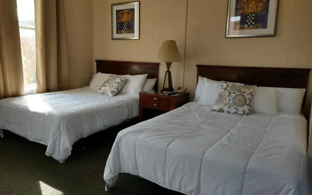 Hotel Wayne