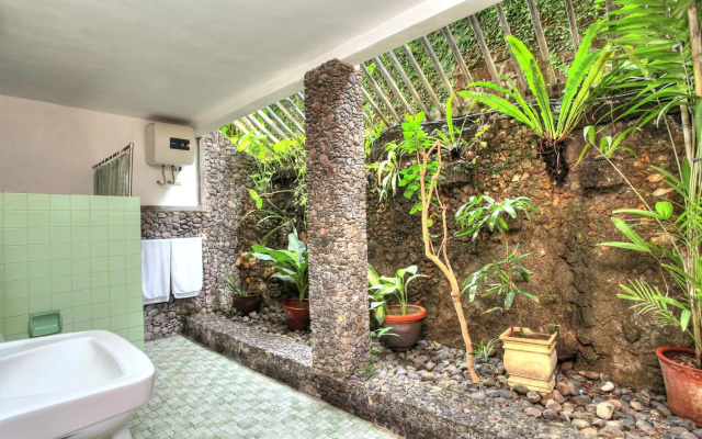 Raja Gardens Hotel