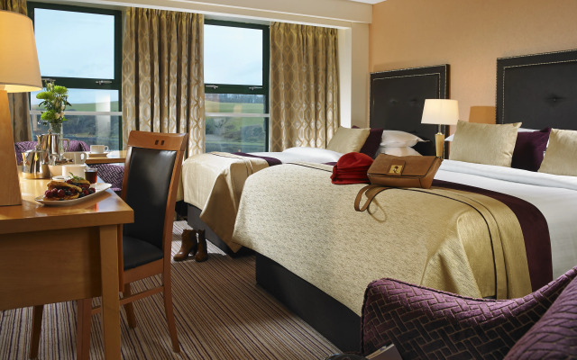 Westport Coast Hotel
