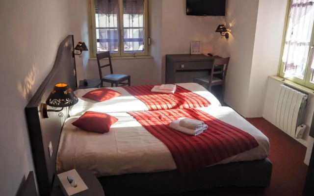 Le Petit Relais