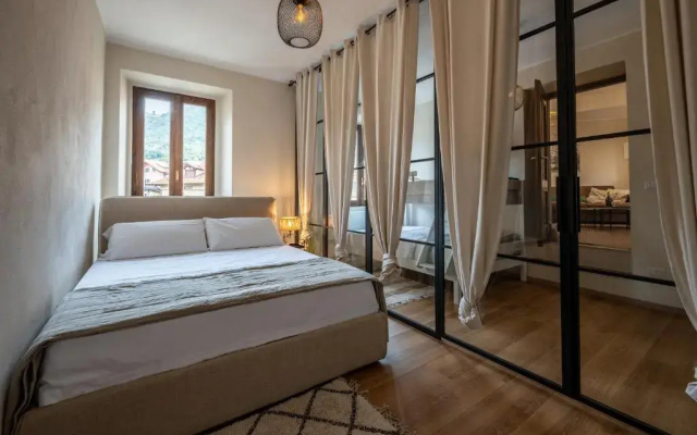 Modern apartment in Gravedona - Larihome A14