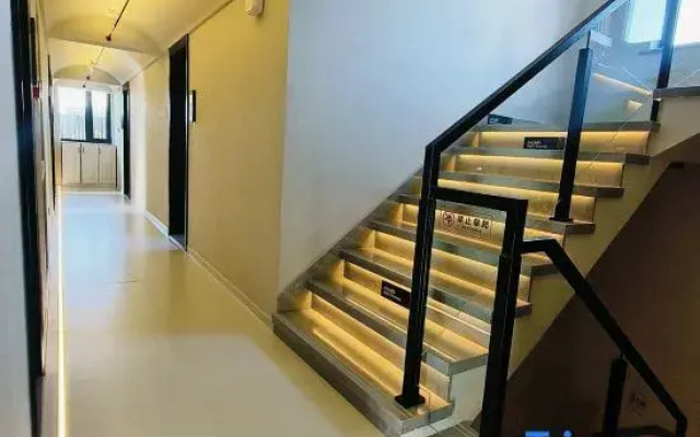 True Go Hotel