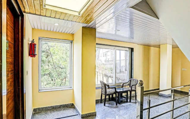 Fabhotel Wood View