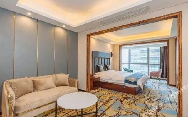 Lanwan Holiday Hotel（NanjingBaijiahu）