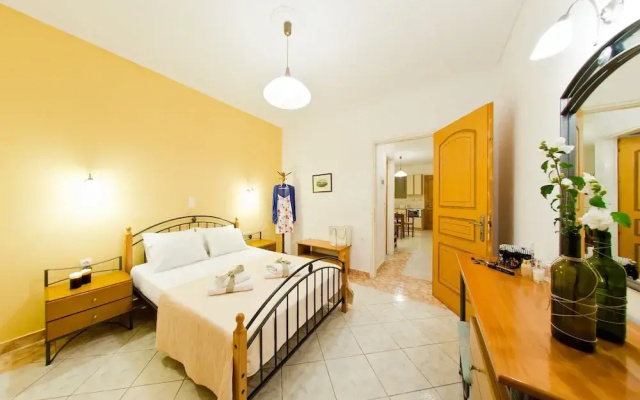 Remezzo Apartments & Studios