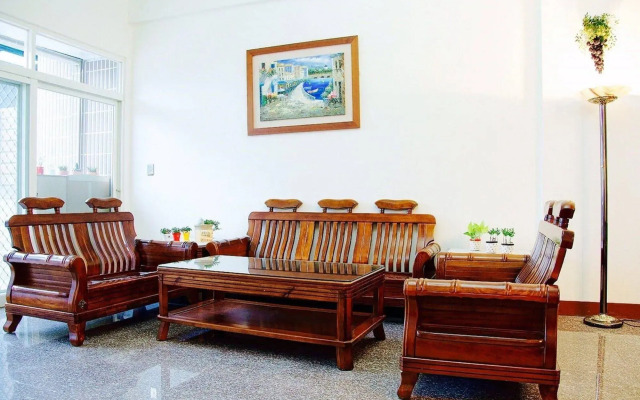 Daze Days Hostel