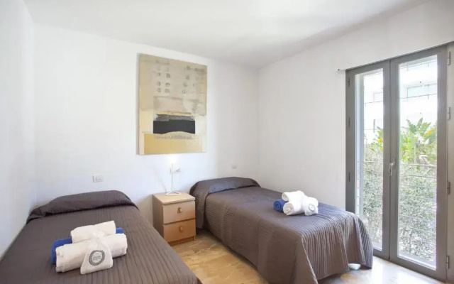 Villa Salines House