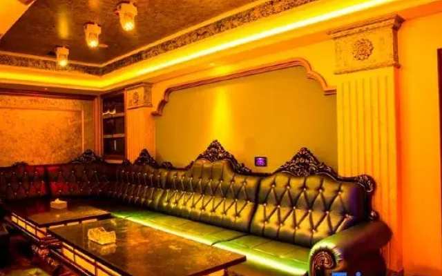 Starlight Hotel